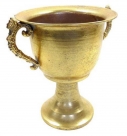 Pokal on foot metal