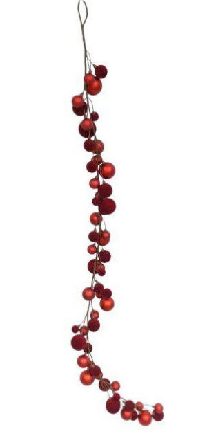 Garland w/balls